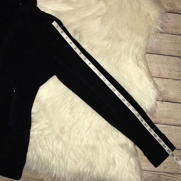 Oakley Black Zip Up Fleece Jacket - Picture 7 of 7